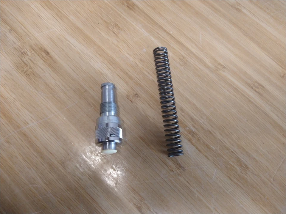 Máquina de coser Montgomery Ward genuina pieza de tornillo regulador de presión UHT J278A Foto 4 de 4