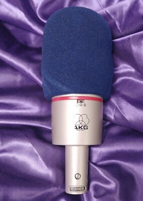 AKG C4000b Dual Diaphragm Selectable Pattern Condenser Mic