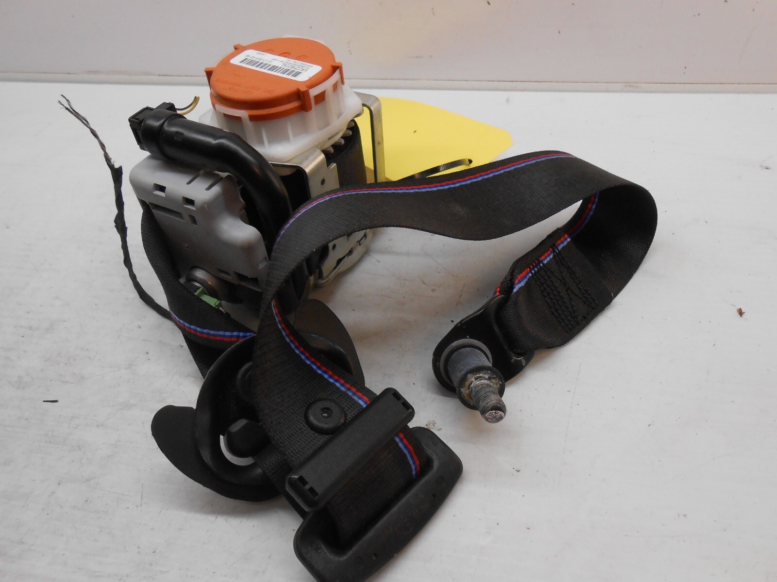 BMW Left Side Black Seatbelt 8076139 CE0410 | eBay 