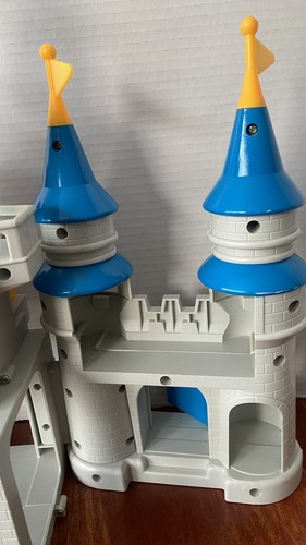 Disney Magic Castle Play Set 1987 Characters Included By Lil’ Playmates - Picture 9 of 15