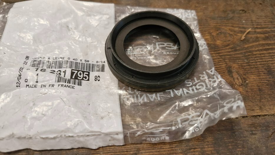 Peugeot Citroen Left Hand Diff Oil Seal MA BE4R MC STT 6 Speed