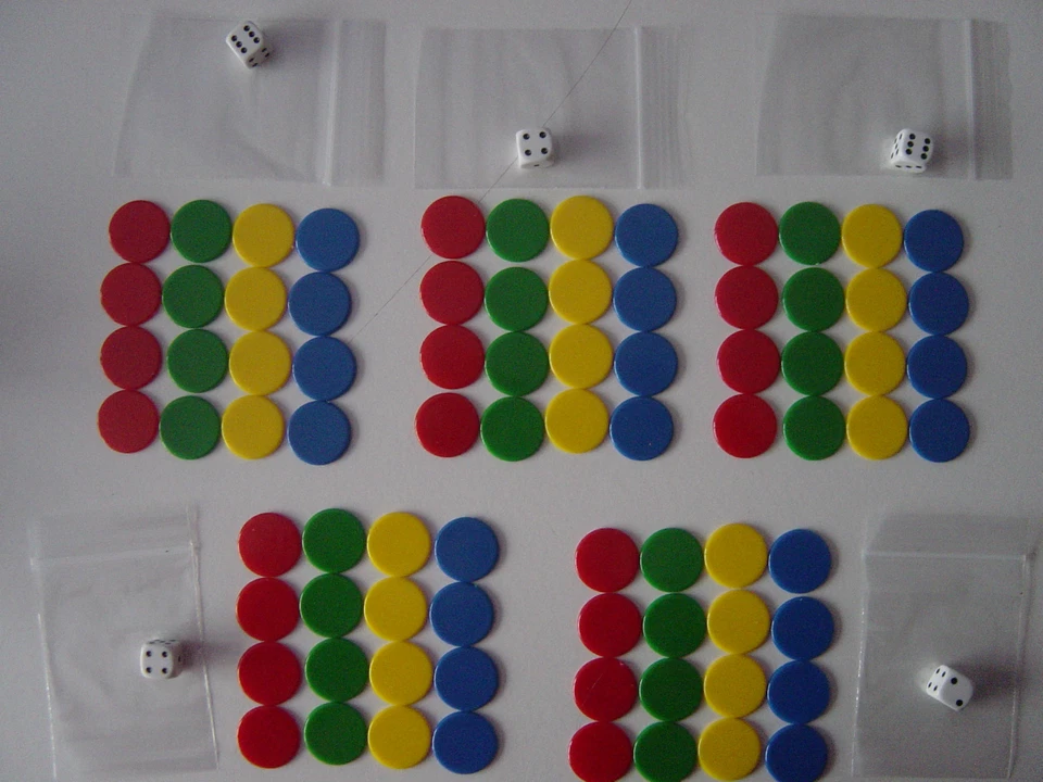 5 Packs of Counters and Dice, Tiddlywinks, total 80 (22mm) counters & 5 dice - Image 3 of 3