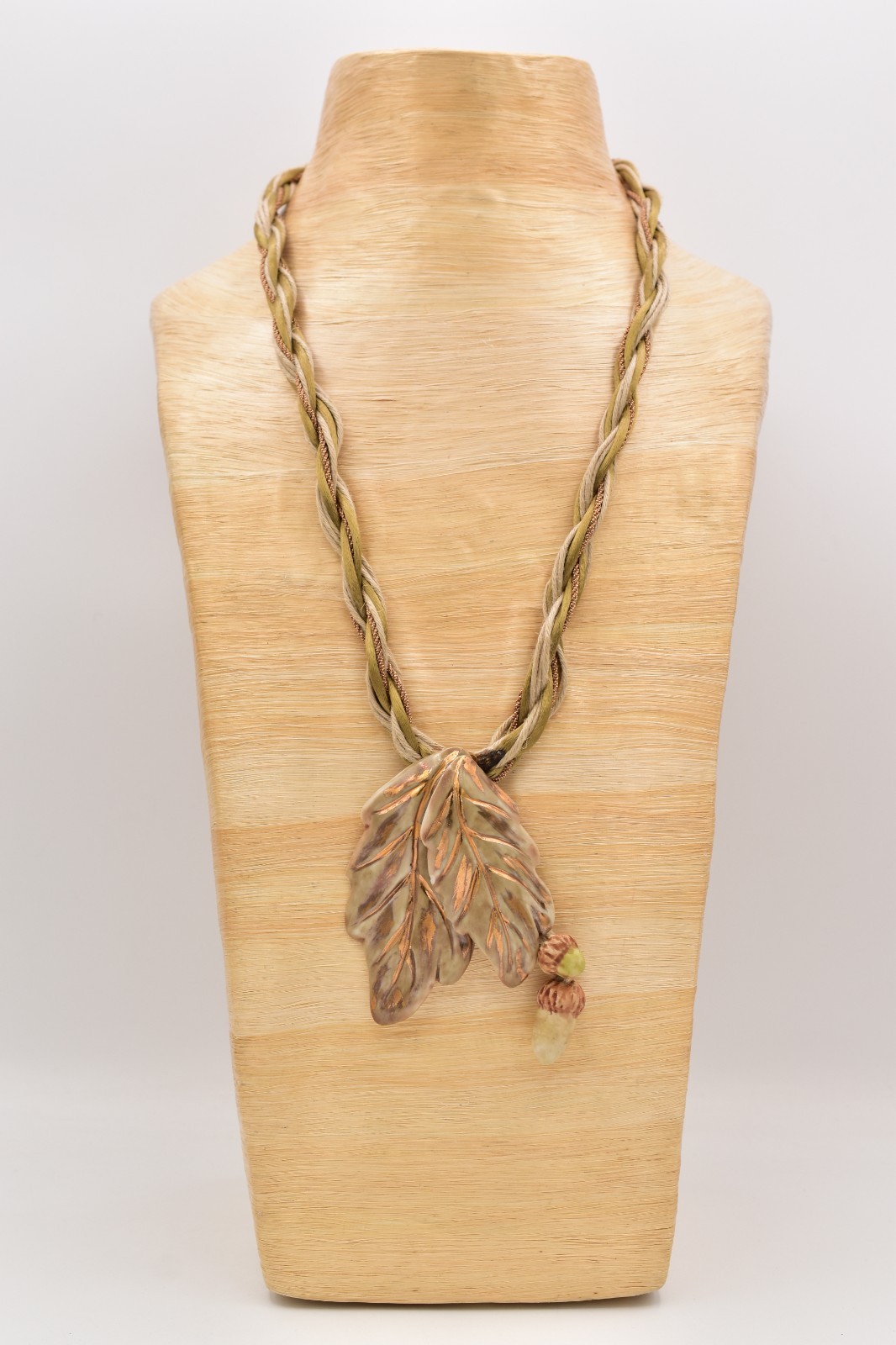 Vintage Ceramic Leaf Acorn Statement Necklace Pen… - image 8