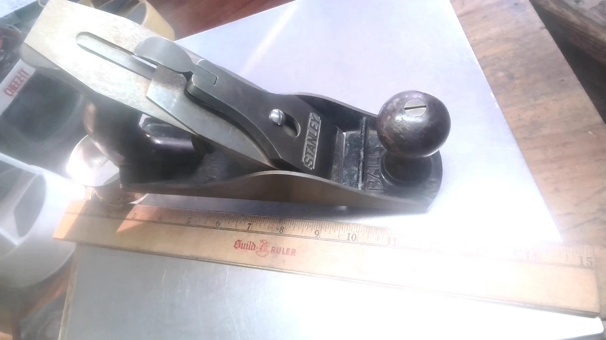 N°174 OLD TOOL plane, OUTIL ANCIEN, vieux rabot en bois Ulmia