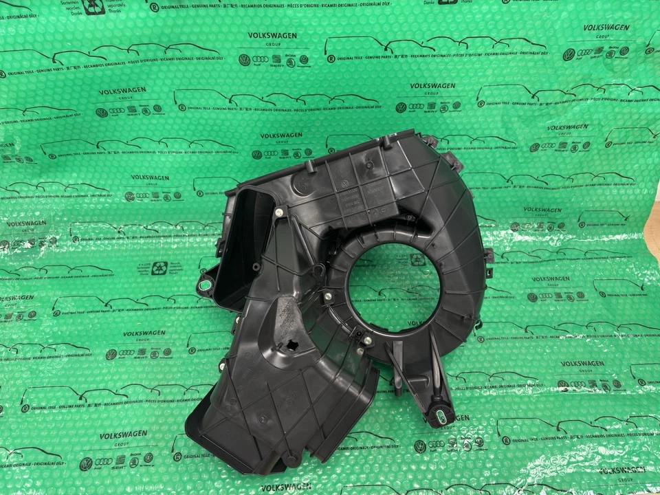 New Genuine VW Transporter T6 2016-2019 air distribution housing 7E5820049 - Image 3 of 4