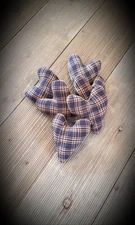 Primitive Hearts-Bundle of 6 Mini Plaid Hearts- Heart bowl fillers