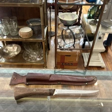 OLDER WESTERN S-W76 FILLET KNIFE With LEATHER SHEATH - VG COND