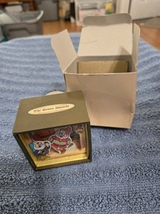 Vintage Sankyo Walt Disney Company The 7 Dwarfs Music Box-Works