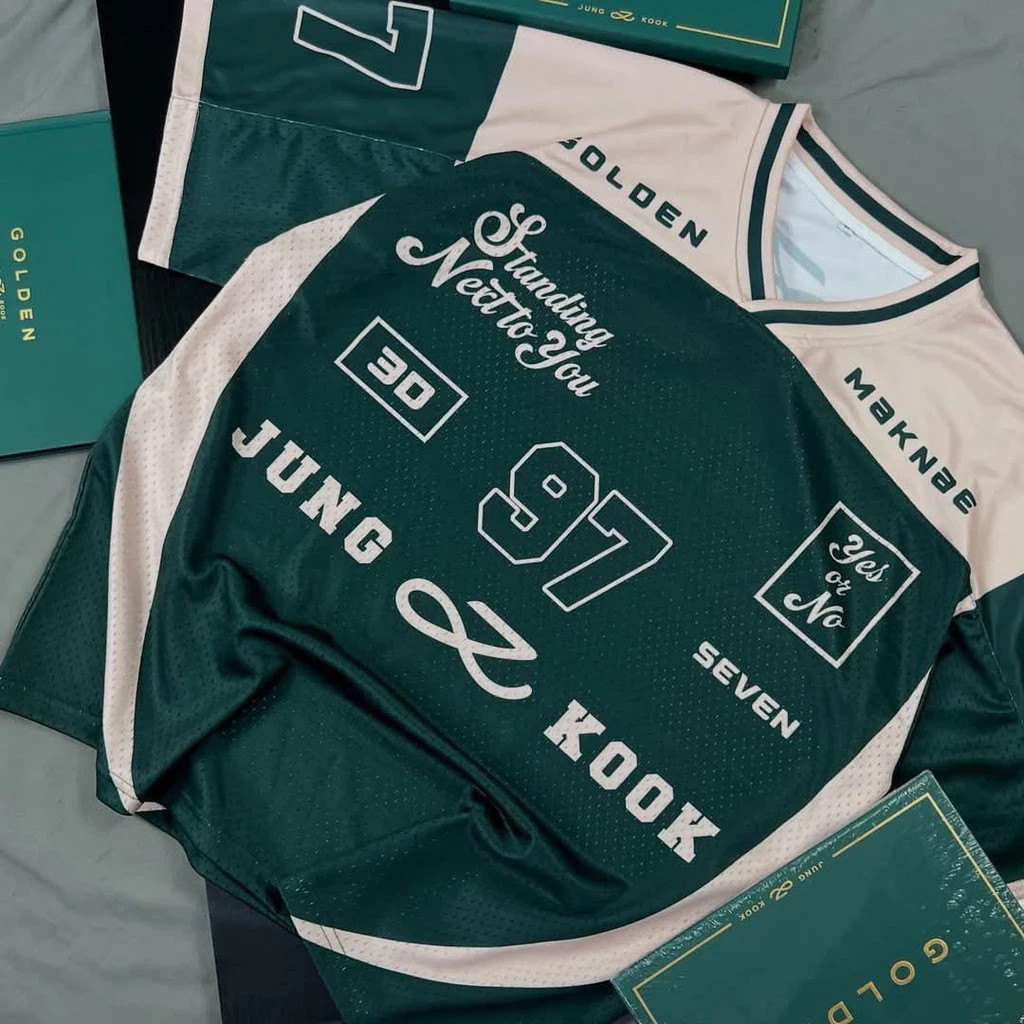 BTS JUNGKOOK GOLDEN JERSEY FOR ARMY PERFECT OUTFIT ARIRANG CONCERT