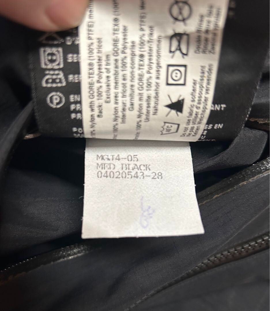 Arc'teryx Canada Made Alpha SV M