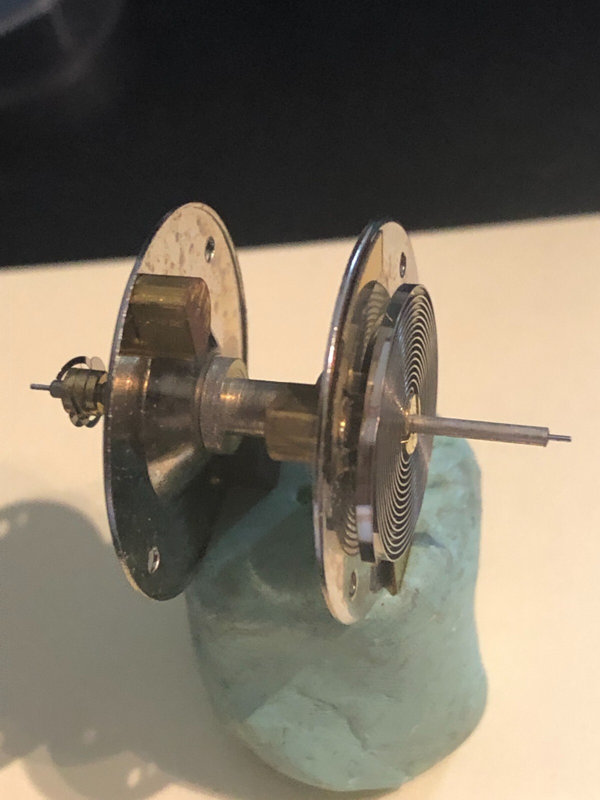 Balancier pour réveil mécanique et mouvement électromécanique Vedette vintage