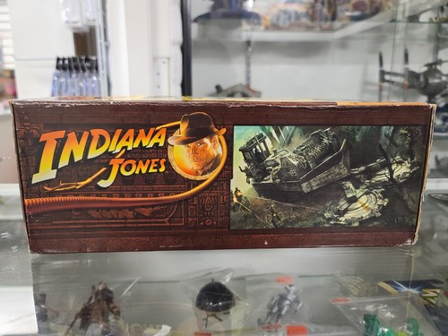 Indiana Jones Kingdom Crystal Skull 3.75'' JUNGLE CUTTER Boat Vehicle Hasbro New - Picture 5 of 8