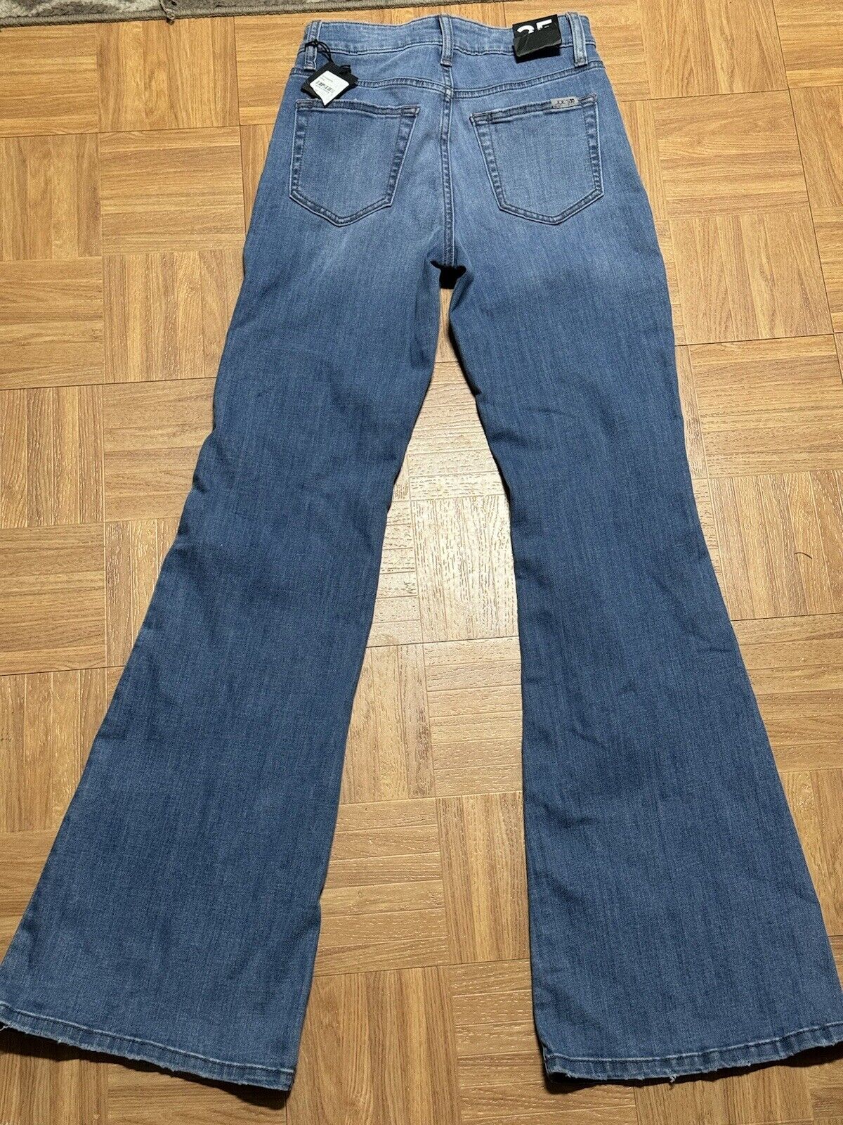 Picture 5 of 10