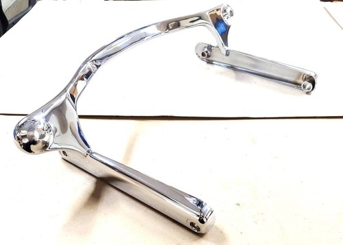Harley Oem Spotlight Bar Passing Lamp Mount Deluxe Heritage Softail FLSTN 58092-