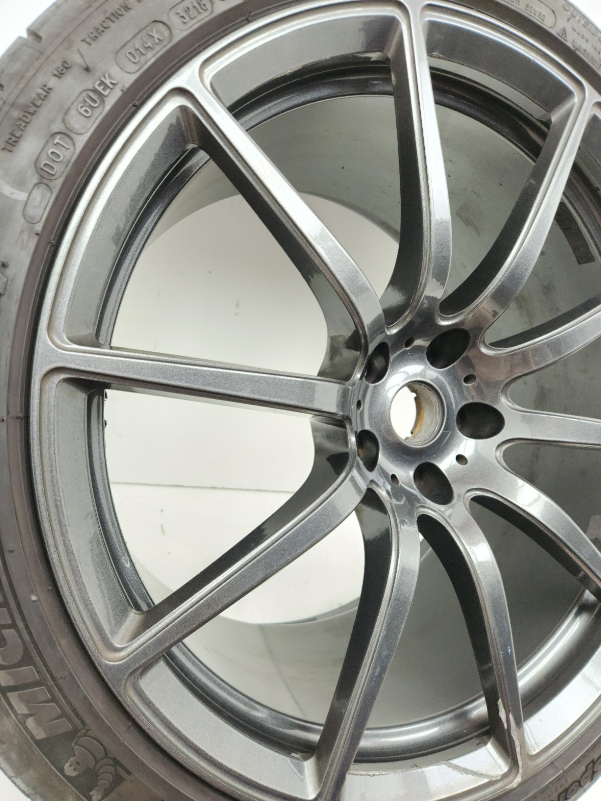 2012-2014 MCLAREN MP4-12C 650S REAR SPOKE RIM WHEEL TIRE OEM 11B0670CP