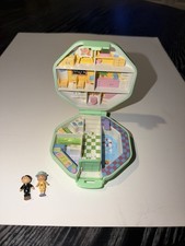 Polly Pocket Vintage 1990 Polly's School w/ Figures - From A Smoking Environment