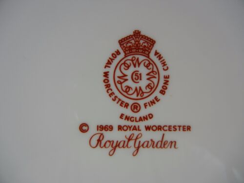 Anello interno punteggiato Royal Worcester Royal Garden Gravy Barca su sottopiastra separata - Foto 4 di 4