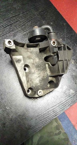 BMW 5 (E60, E61) Lichtmaschinenhalter 64557786708 Diesel