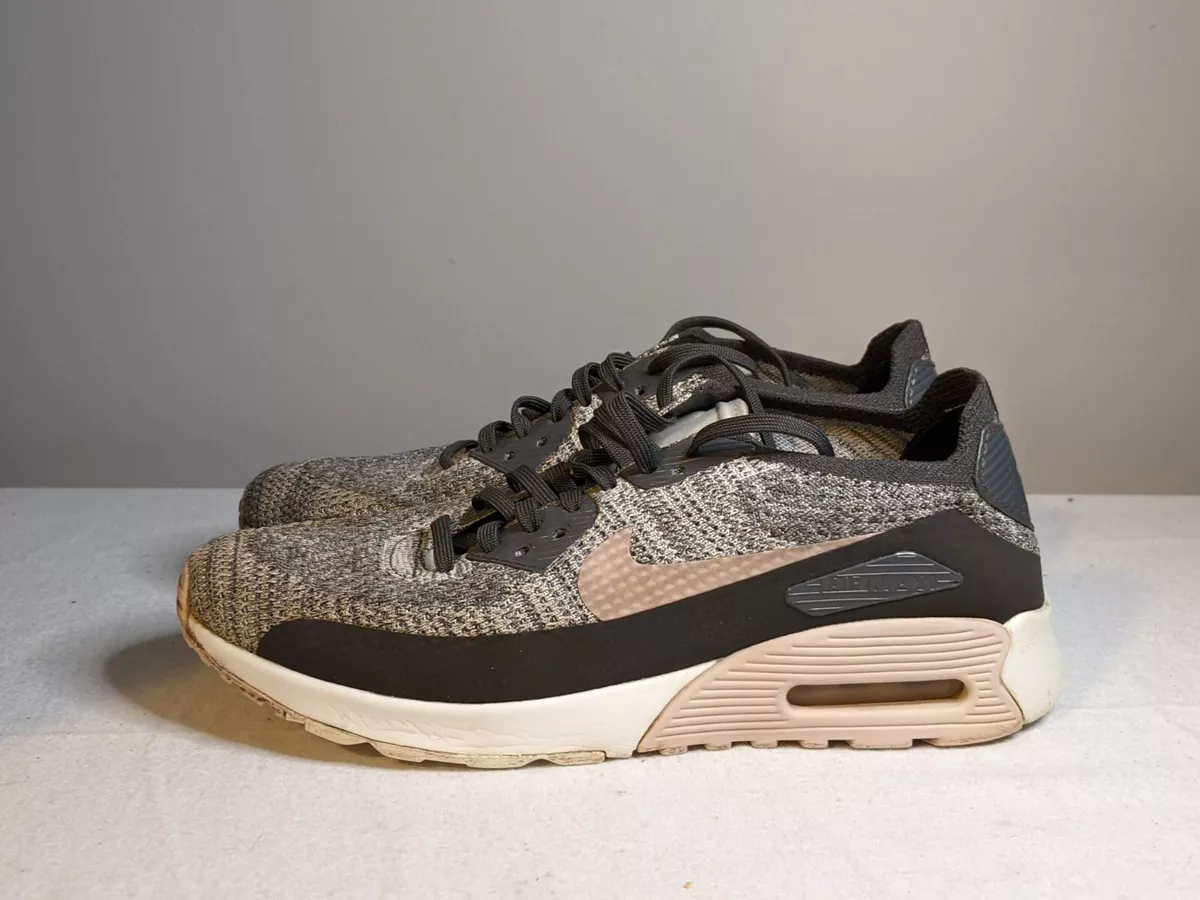 Nike flyknit hotsell air max 90