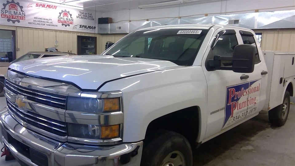 Used Engine Cover fits: 2016 Chevrolet Silverado 2500 pickup  Grade A - Image 2 of 4