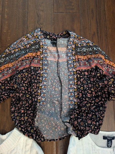 Girls Lot Of 8/10 Skirt, Old Navy Sweater, gap Shirt Top Fall Photos art class - Picture 3 of 7