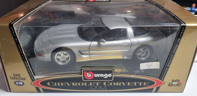 Modellauto 1:18 Bburago Corvette C5  CHEVROLET Silber  1997  OVP