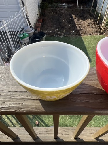 PYREX Primary Colors SET of 4 Nesting/Mixing Bowls 401, 402, 403, 404 - Picture 13 of 18