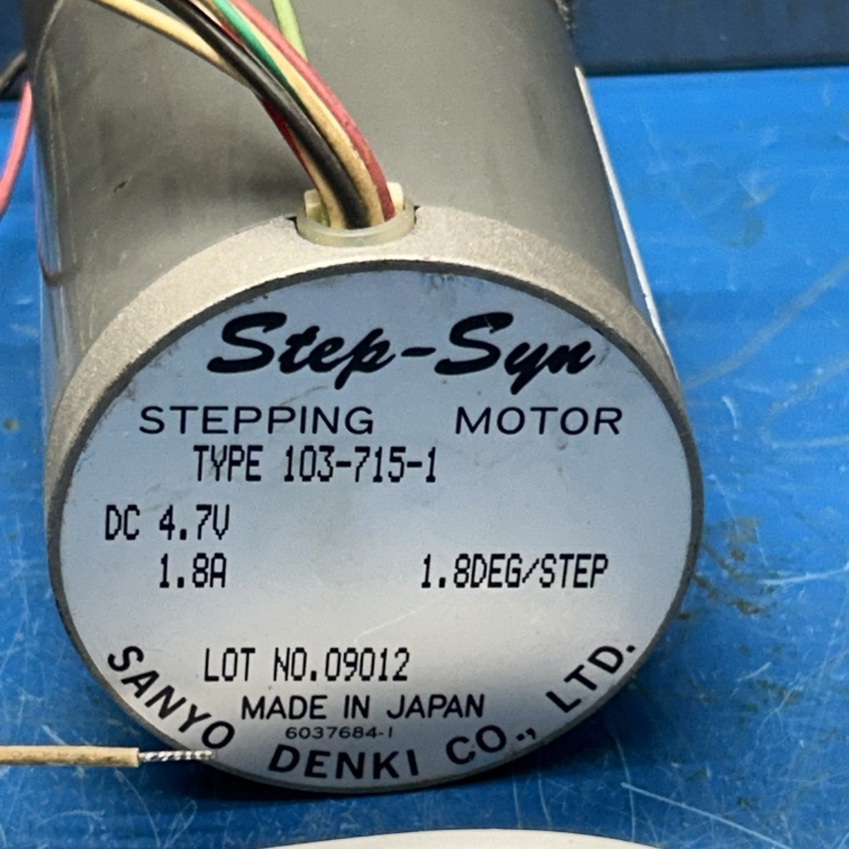 Motore Passo-Passo Sanyo Denki Step-Syn 103-8928-6250 – Usato Funzionante