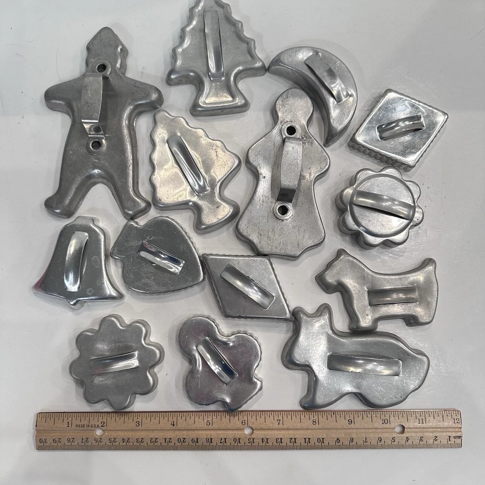 Vintage Cookie Cutter Lot of 14 Pieces Mirro - Holiday Assortment Aluminum - Image 2 of 4