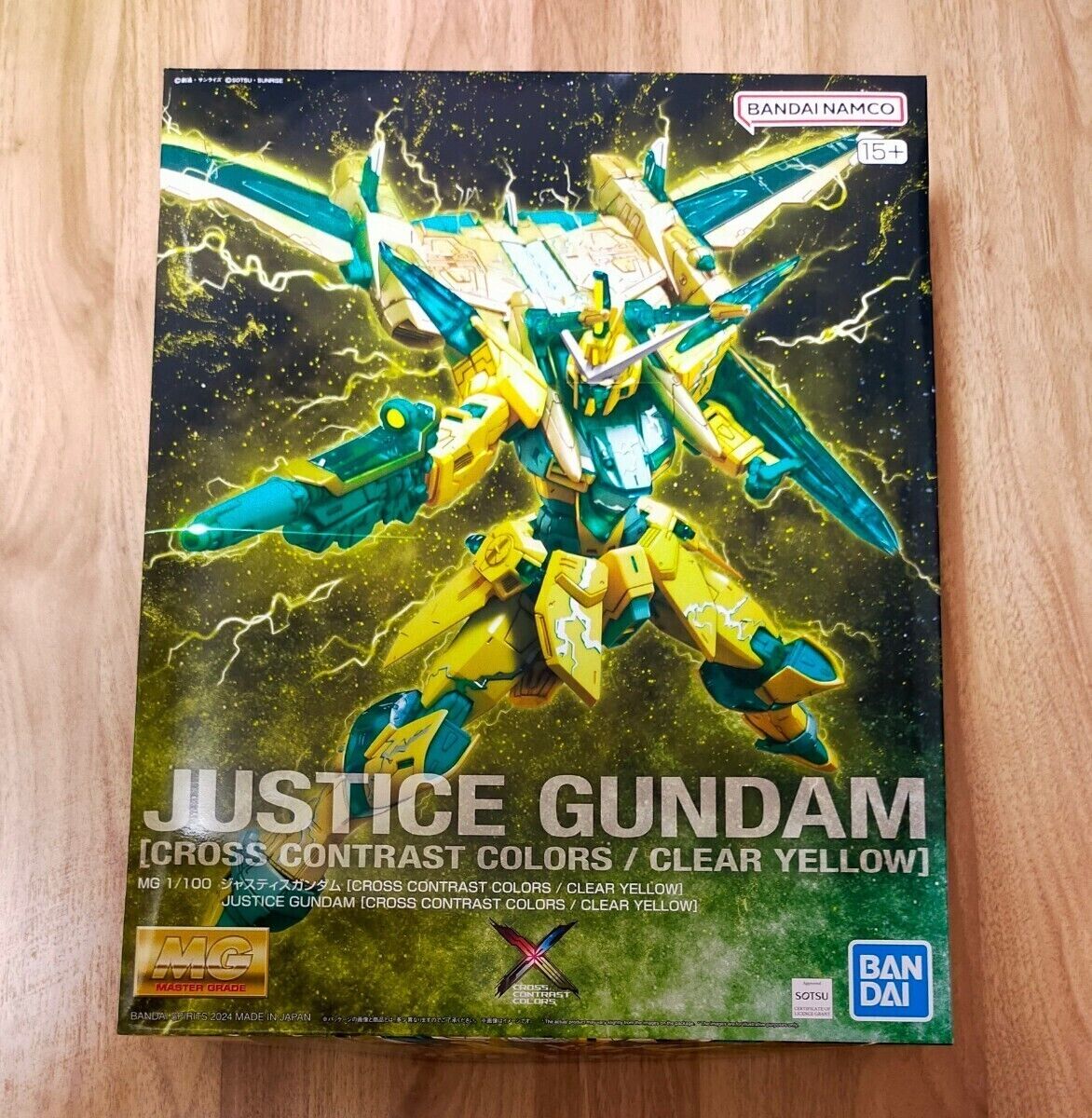 BANDAI MG 1/100 Justice Gundam Cross Contrast Colors / Clear BANDAI MG 1/100 Justice Gundam Cross Contrast Colors / Clear