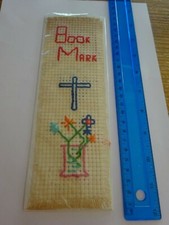 BOOMARK - VINTAGE CROSS STITCH STYLE 