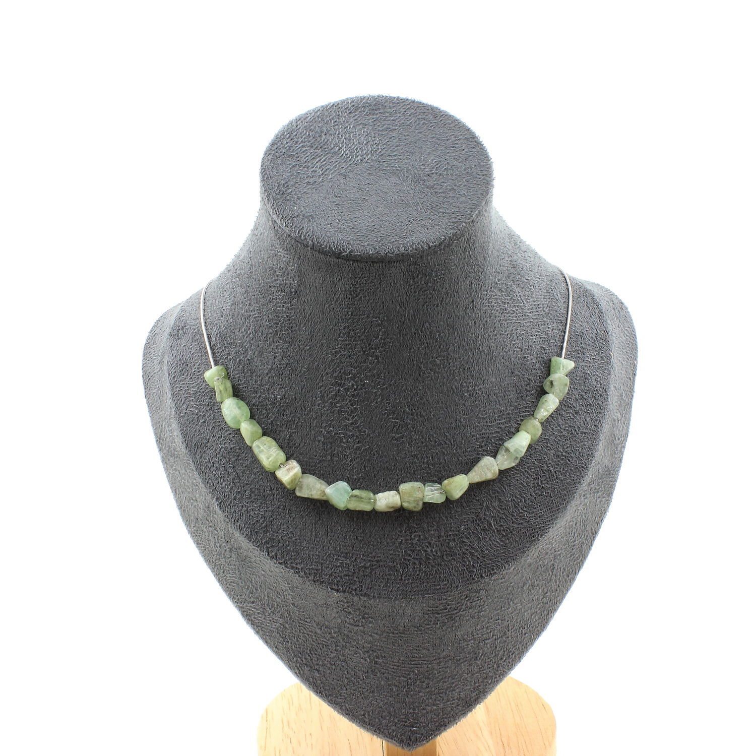 Collier perles apatite verte de Madagascar et chaîne acier pour femme