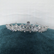Silver Tone Rhinestone Bridal, Quincea era, Prom, Grad Tiara Headband Metal