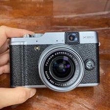 FUJIFILM Fuji X Series X20 12.0MP 4x Optical Zoom Digital Camera Silver