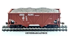 HO Scale UNION PACIFIC 36' HOPPER CAR with COAL LOAD MANTUA - New in Box 729622