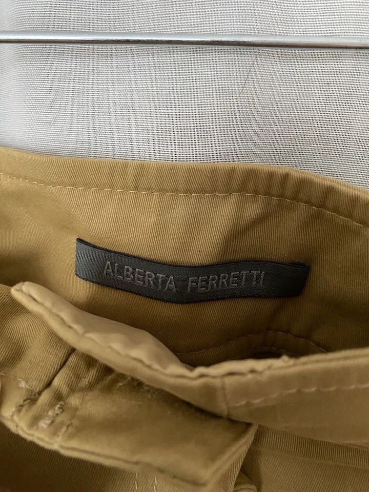 Falda midi camel Alberta Ferretti - Diseñadora. AU 8 / IT 40. Excelente Estado Foto 4 de 4