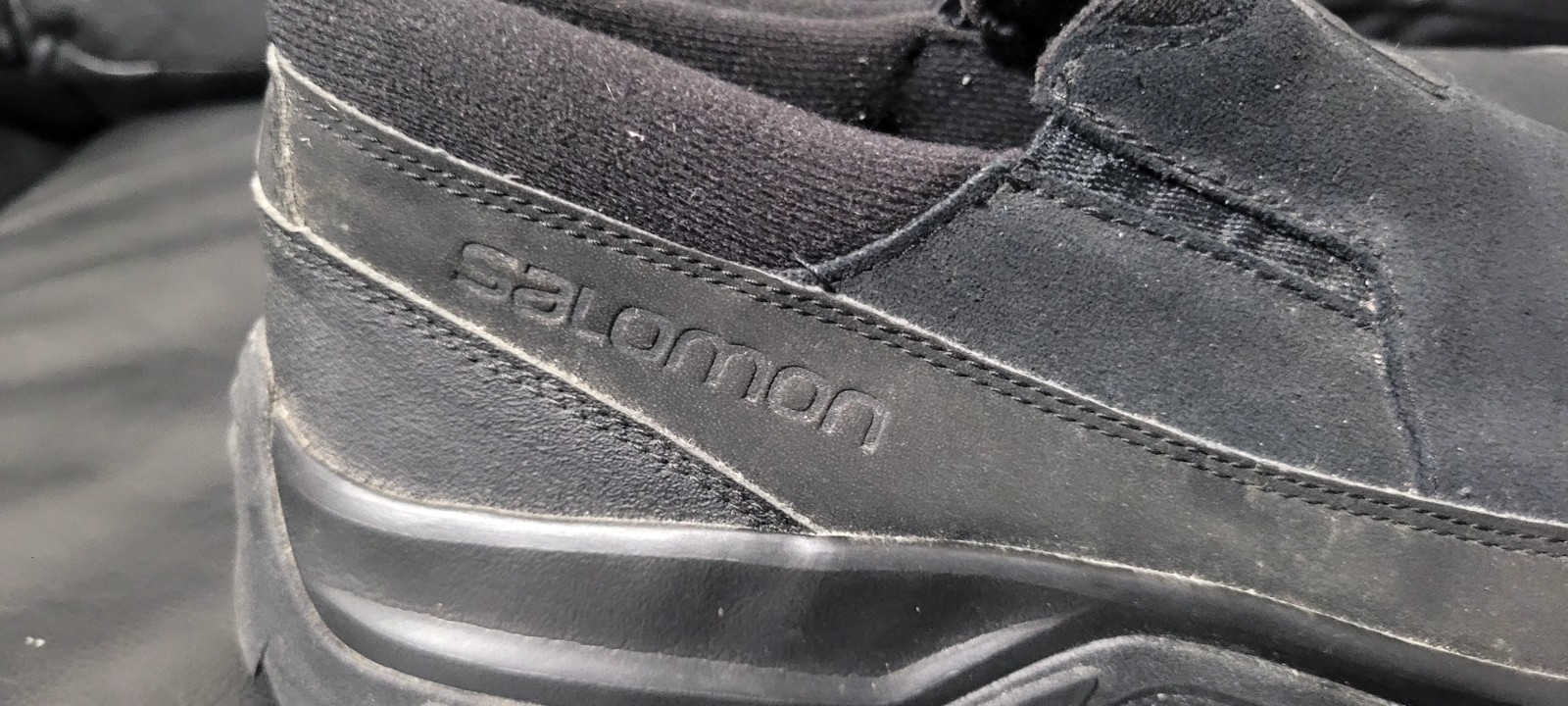 Salomon Zoccoli da Neve Scarpe Uomo 10.5 Nero Scamosciato Mocassino Slip On Escursionismo Contragrip