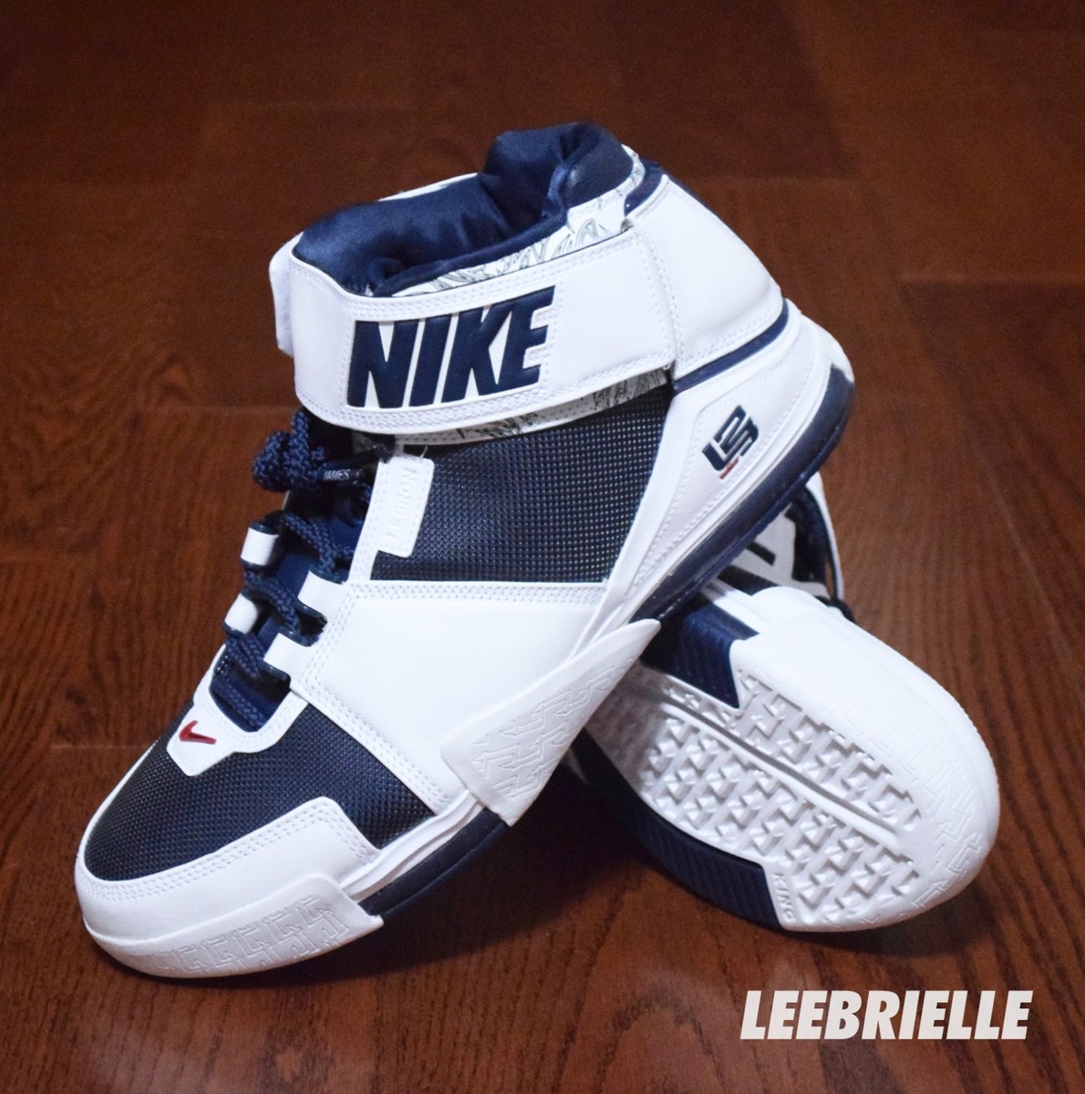 Nike Zoom Lebron 2 Midnight Navy Basketball Sneakers DR0826-100