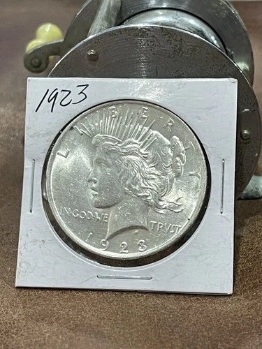 1923-P $1 Peace Dollar 90% Silver Philadelphia One US Coin BU!