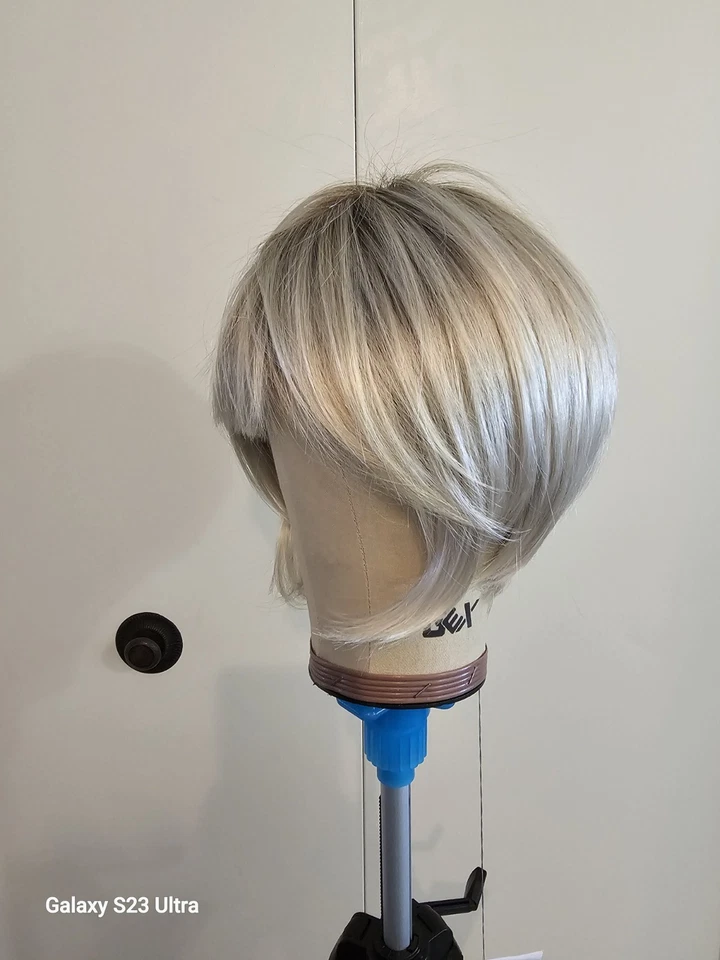 Peluca Estetica Designs MAXX Foto 3 de 4