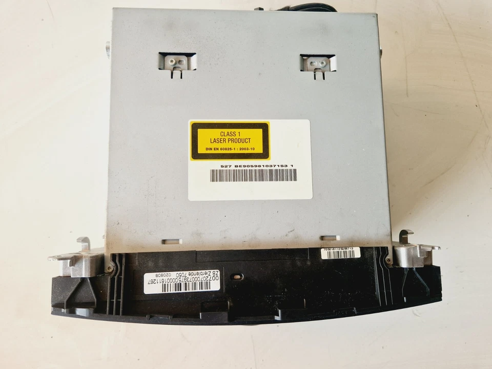 19C* Mercedes W204 C-Klasse Autoradio Radio Navi Bluetooth A2048705696 - Bild 4 von 4