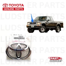 92 - 95 TOYOTA PICKUP 4WD FRONT RADIATOR GRILLE CHROME EMBLEM OEM NEW
