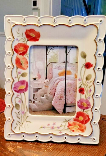 Lenox "Poppies on Pink"5x7 Portrait Easel Back Picture Photo Frame with vase - Picture 4 of 7