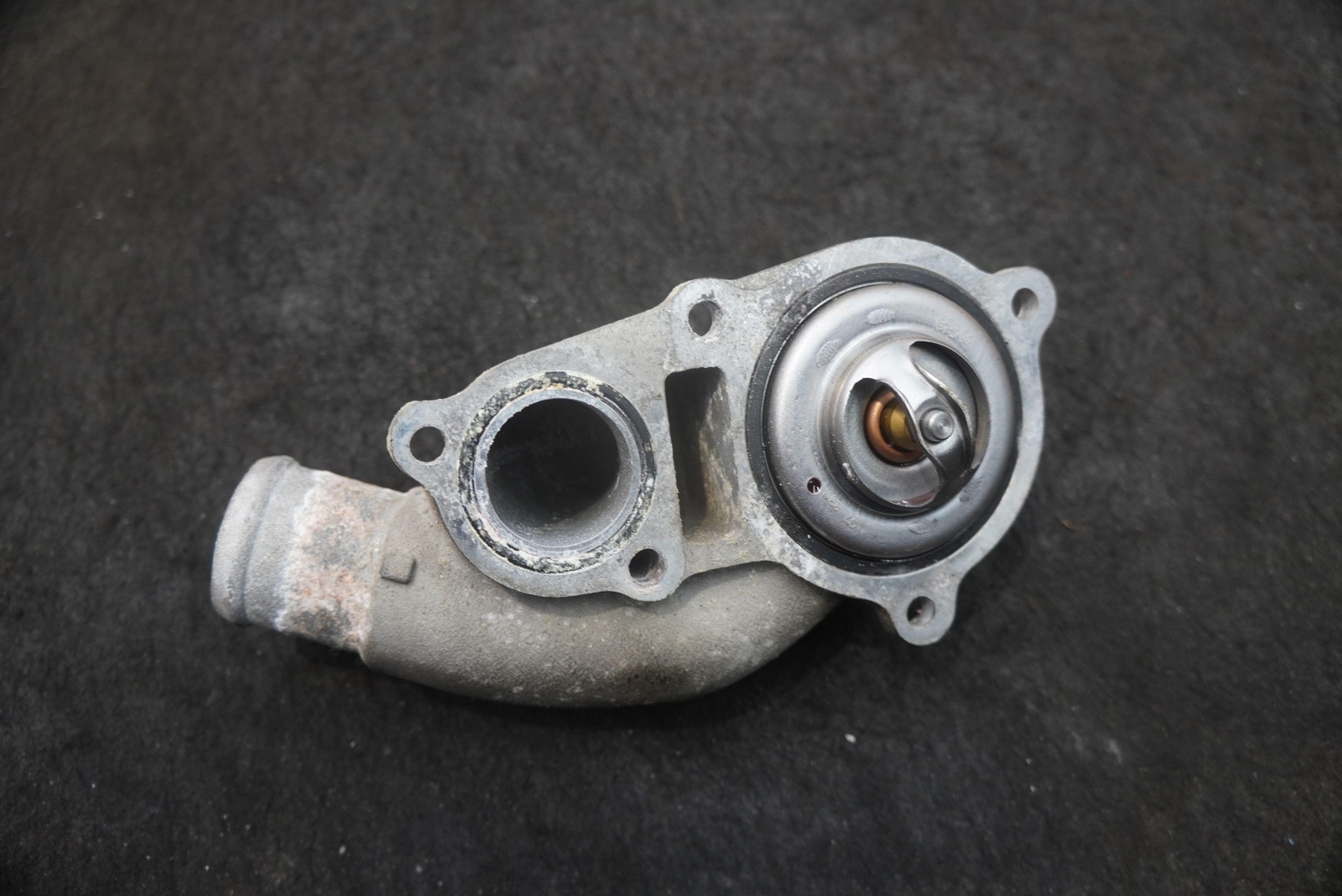 Left Radiator Coolant Pipe Hose Tube 470121113A Lamborghini Aventador 2015