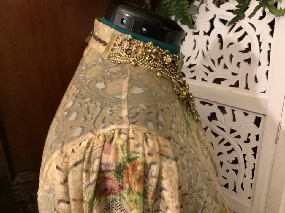 Juego camafeo gargantilla victoriana michal negra apto para una reina. Estado nuevo. Foto 2 de 4