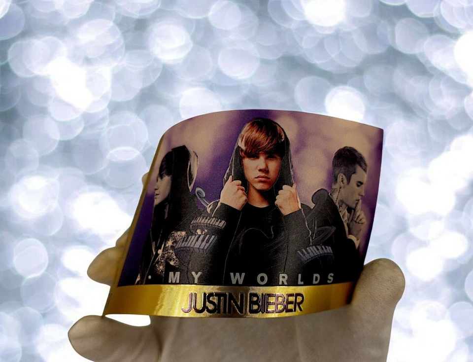 JUSTIN BIEBER Gold PVC Collectible Banknote – Limited Edition Pop Icon Tribute - Image 4 of 4