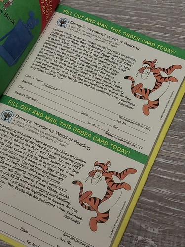 Winnie The Pooh Tigger Too Book Vintage 70s School Promo Giveaway Offer RARE - Picture 3 of 6