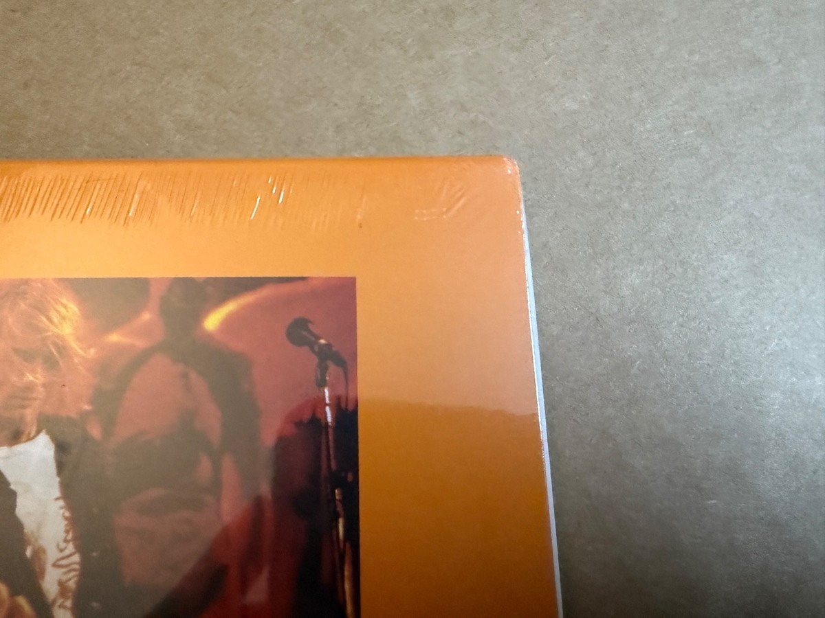 洋楽 NIRVANA/FromTheMuddyBanksOfTheWishkah LP Nirvana - From The Muddy Banks Of The Wishkah - Amazon.com Music