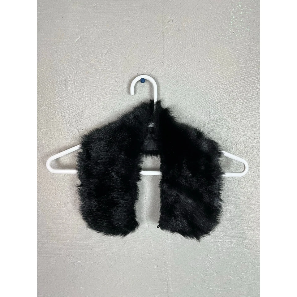 NUEVO suéter/chaqueta de repuesto para mujer negro con cuello de piel sintética y ribete Foto 2 de 4