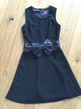 Elegantes Kleid Hugo Boss Gr. 36 / 38 Schwarz Schleife TOP Neuwertig